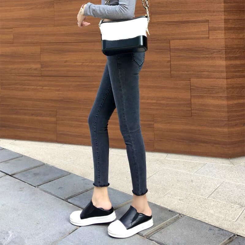 Black high-waisted skinny jeans for women in the summer of 2022, thin and new style, slimming and form-fitting pencil pants Application Scenario